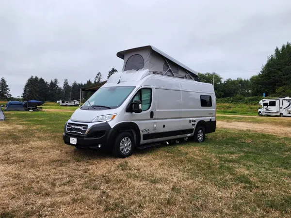 Coachmen Nova