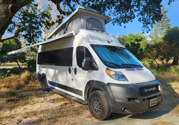Thor Motor Coach Tellaro