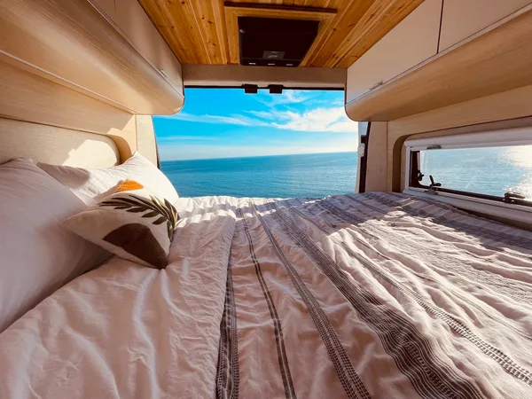Camper van rentals in Los Angeles