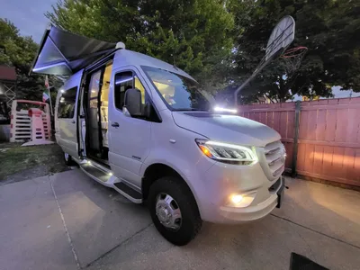 Patriot 4X4 Camper Van Rental in Chicago, Illinois camper van rental