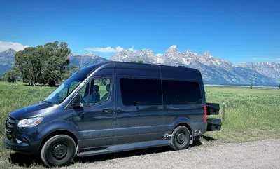 2022 Ultimate Cruiser 144 Camper Van Rental in Waterford, Michigan camper van rental