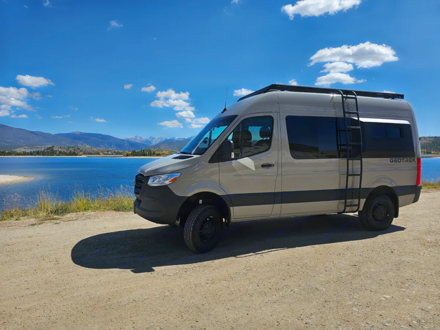 Geo-Trek-Flatiron-class-b-rv-rental