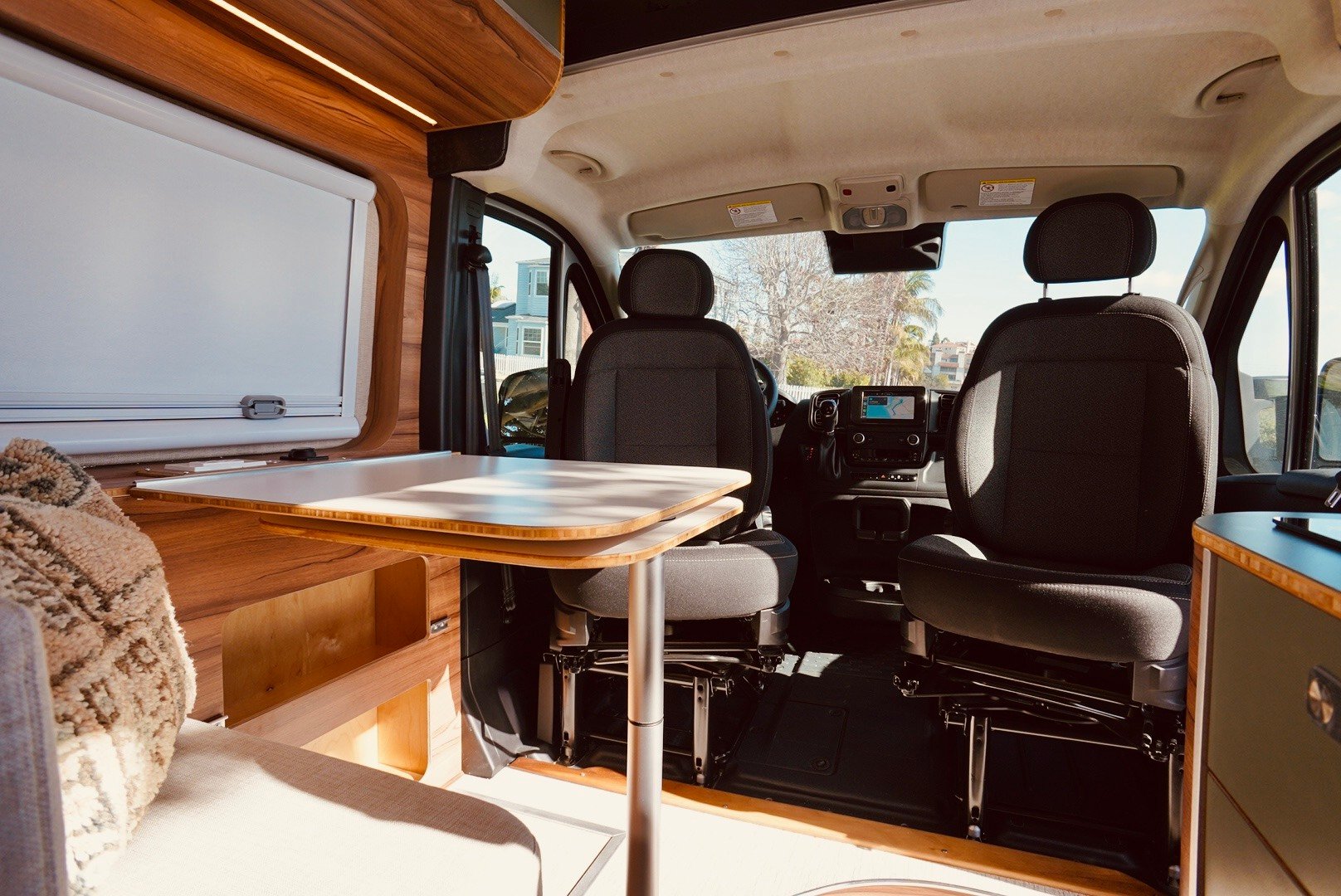 Los Angeles campervan rental-noovo vans - Dutch-Korey Kelly 10