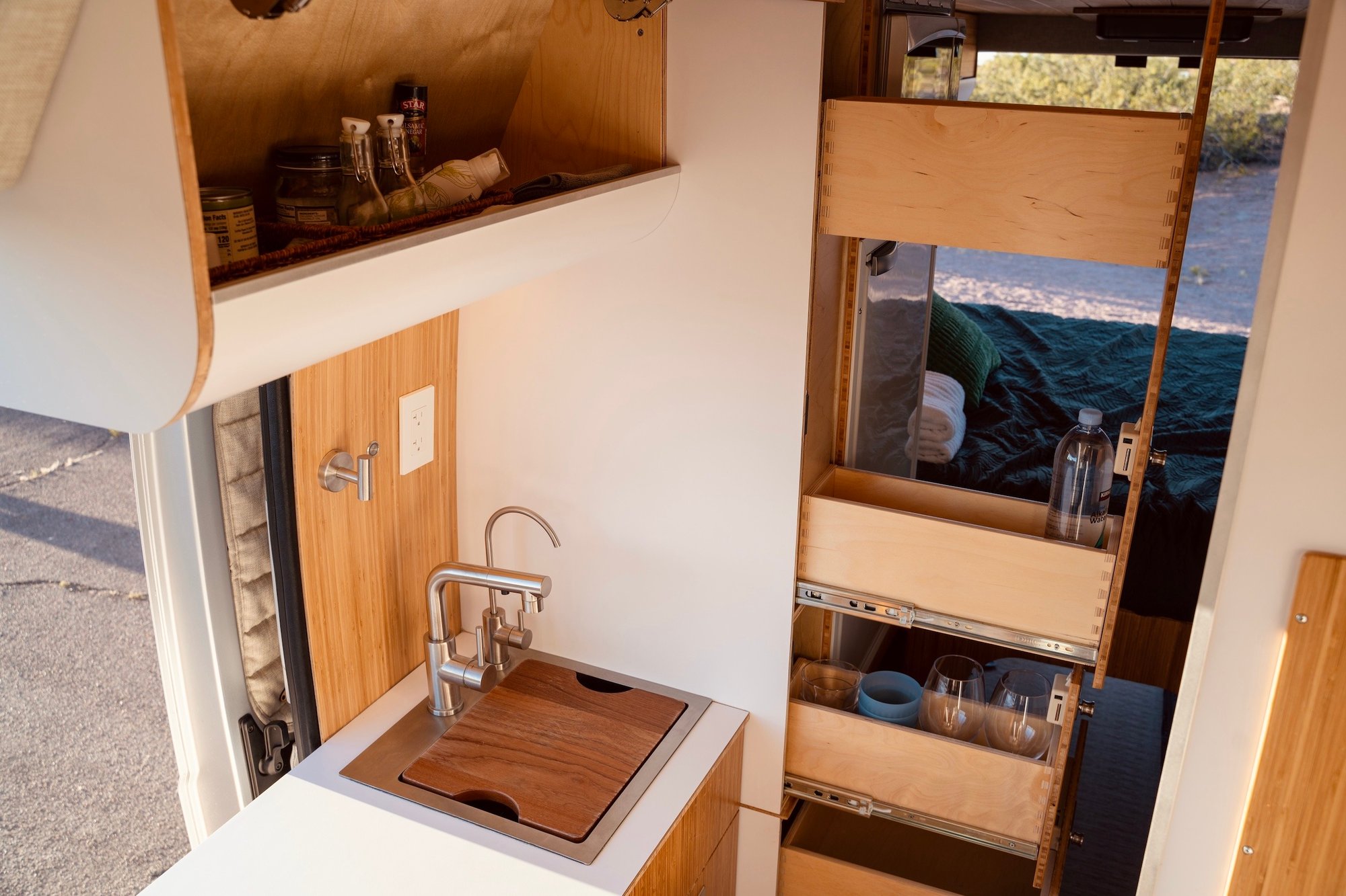 Noovo Lite-campervan-rental-Sylvan-kitchen