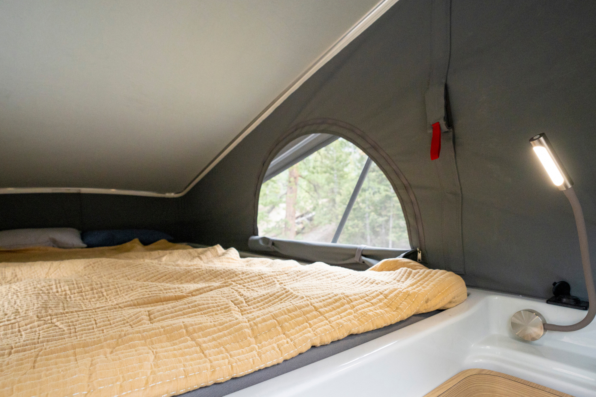 Noovo Pop 4 person camper van-6
